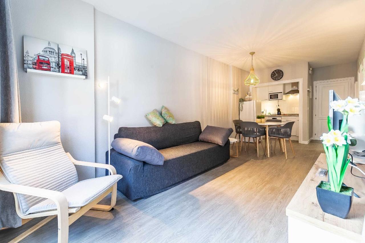 76-Lovely Beach Front Apartment In Fuengirola Eksteriør billede