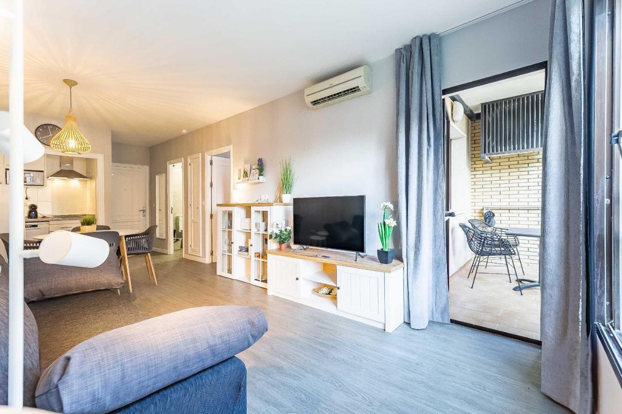76-Lovely Beach Front Apartment In Fuengirola Eksteriør billede