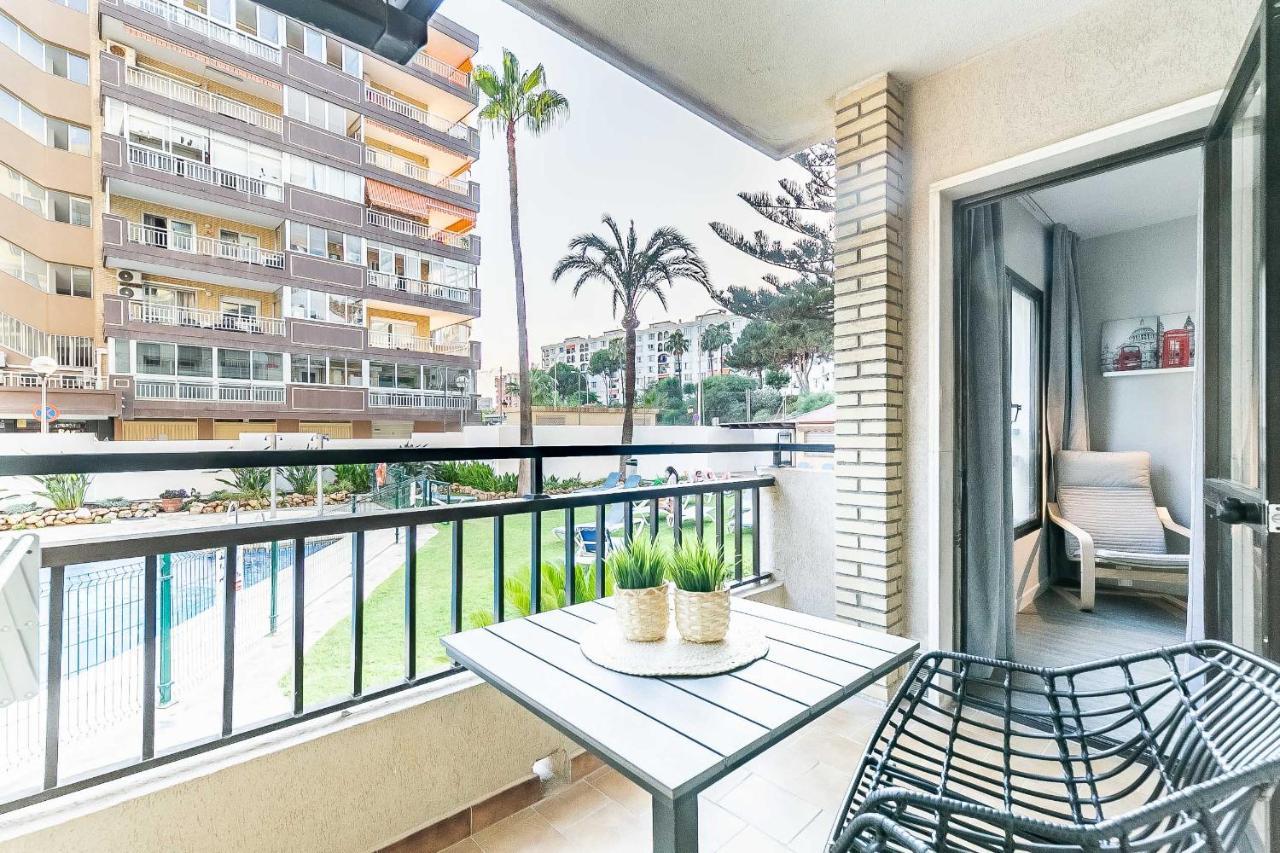 76-Lovely Beach Front Apartment In Fuengirola Eksteriør billede
