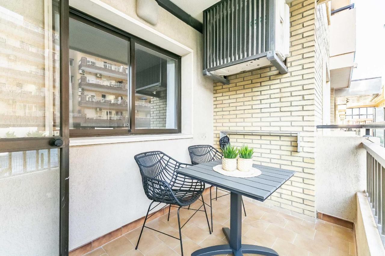 76-Lovely Beach Front Apartment In Fuengirola Eksteriør billede