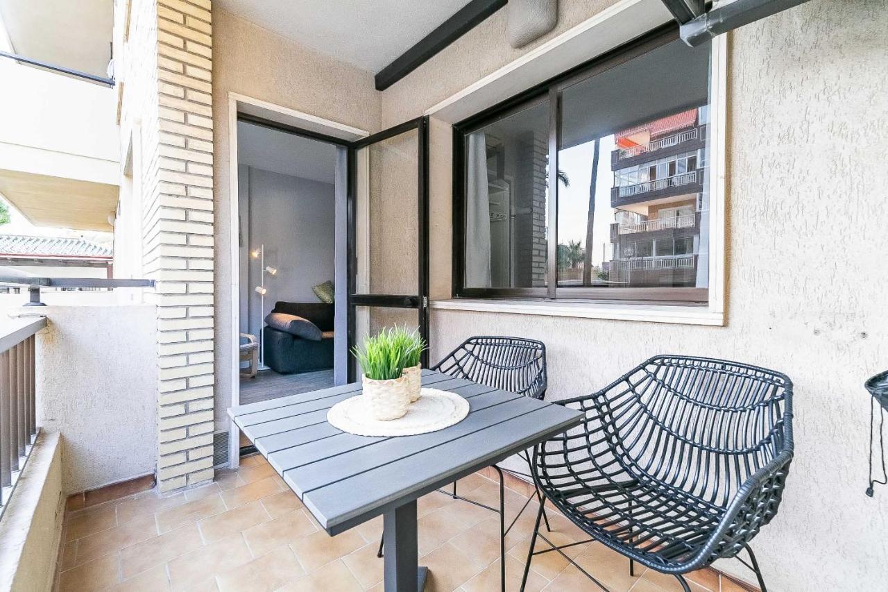 76-Lovely Beach Front Apartment In Fuengirola Eksteriør billede